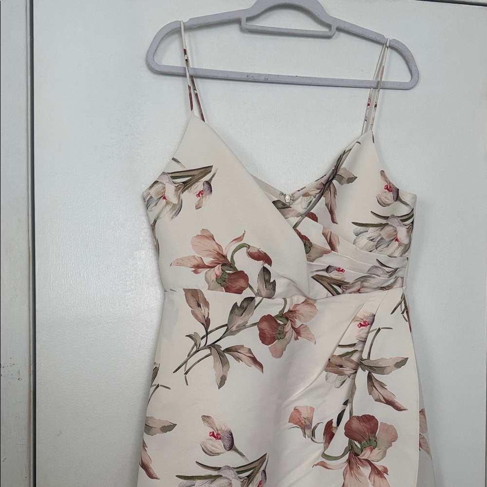 Sachin & Babi Floral Maxi Dress Cream Wrap Front Spaghetti Strap Size 12 NWT